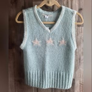 NWT UO 💫 SZ M Kimchi Blue Pale Blue with STARS Sweater Vest Y2K vibes